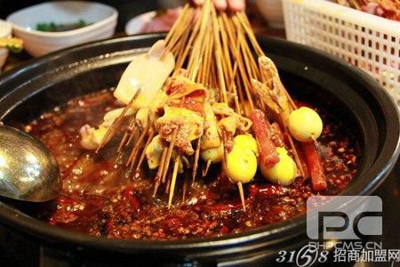 四川串串香加盟三大核心優(yōu)勢(shì)助你投資成功