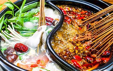 串串香加盟，創(chuàng)業(yè)優(yōu)勢(shì)更多