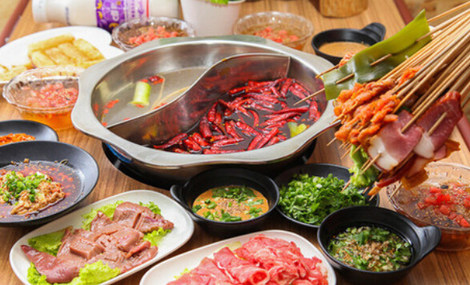 剛?cè)胄校_(kāi)串串香店有什么方法和技巧呢