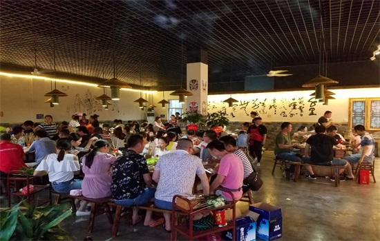 四川串串香加盟哪家好？